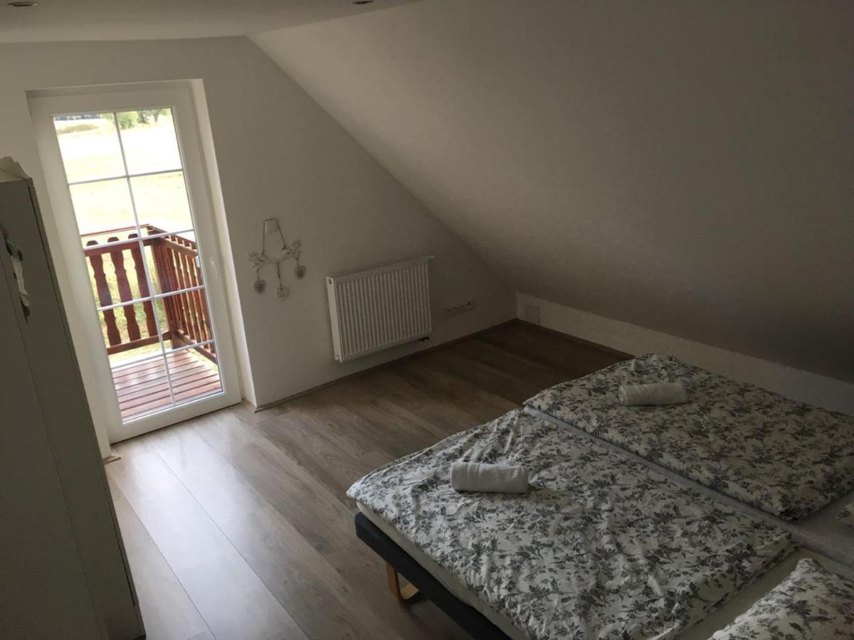 Hermanov 141 Jindrichovice Bagian luar foto